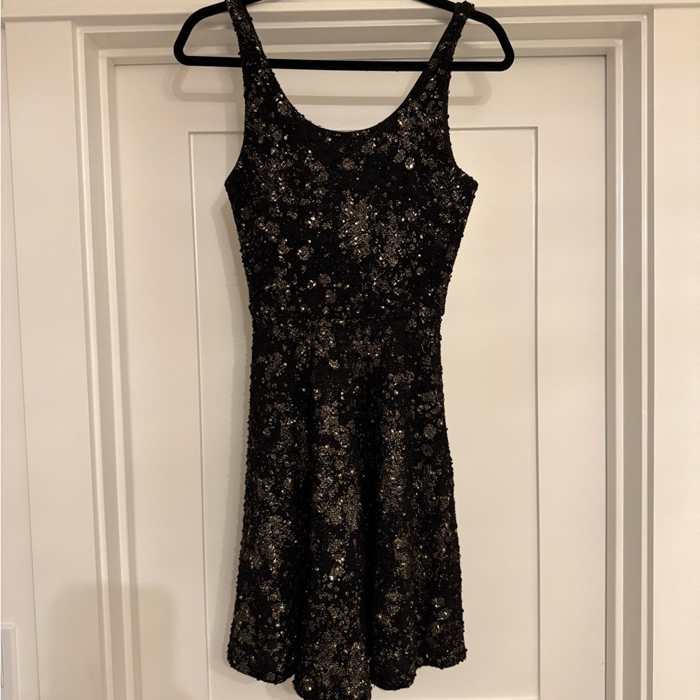 Chic Black and Gold Sequin Dress